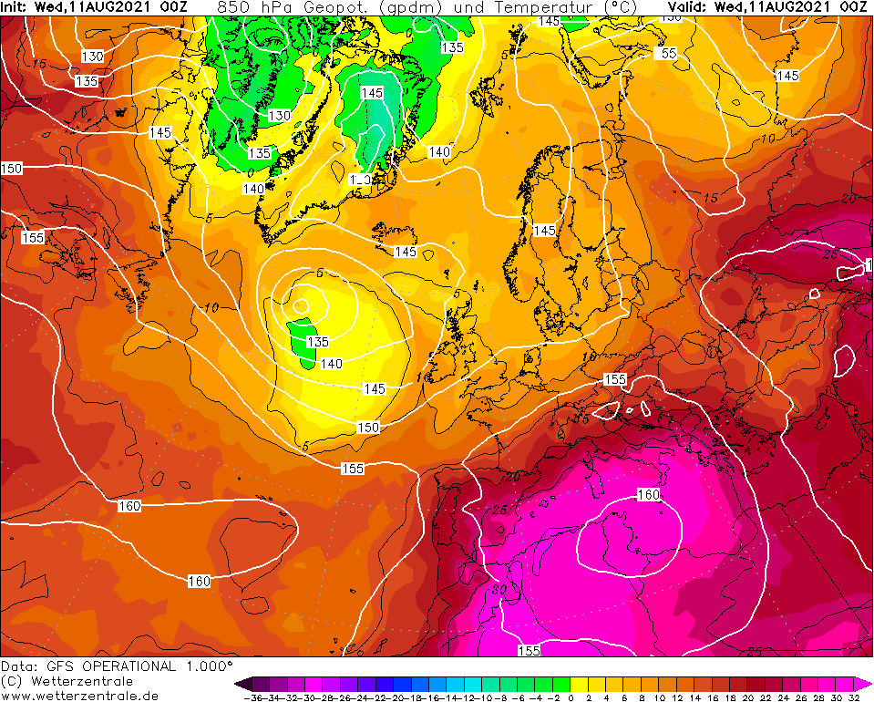 GFS output for August 11 in Europe showing 850 hPa geopotential (gpdm) and temperature (in Celsius)